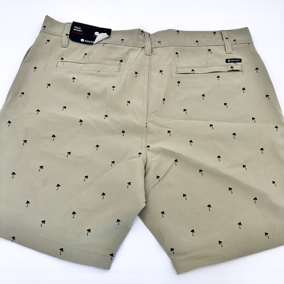 NEW Sperry Stone Tan Flat Front Tech Shorts with tiny Palm Trees Men's Size 36 - Picture 9 of 10